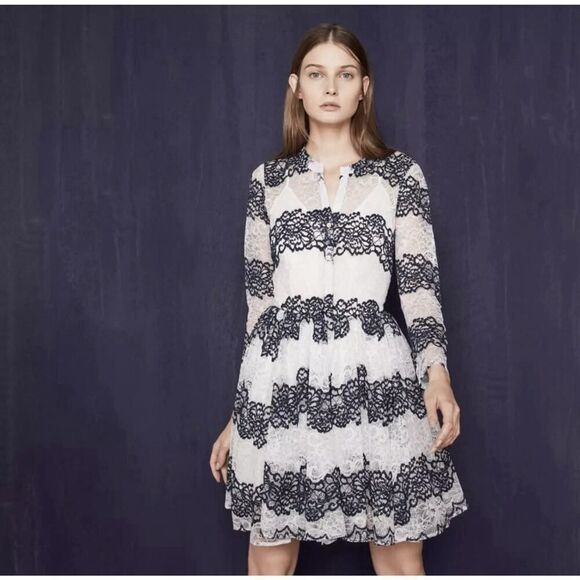 NWT $570 Maje RAYELA Two tone lace Dress Navy / White, Size 2 , 6 US - Picture 1 of 9